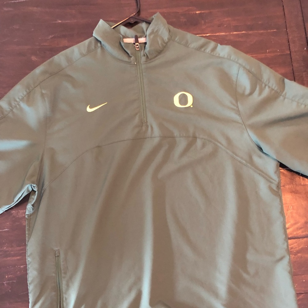 NWOT Mens Nike Oregon Ducks hot jacket - Sz. L